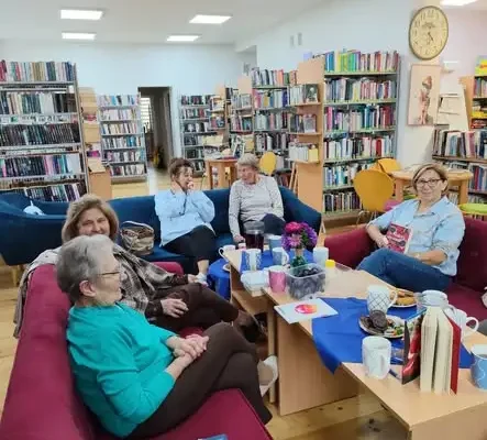 Dyskusyjny Klub Książki w Kiwitach: rozmowy o książce Anny Niemczynow i zapowiedź Nocy Bibliotek