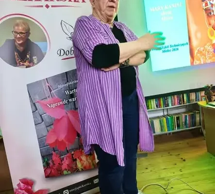 Noc Bibliotek w Kiwitach: afrykańskie opowieści i spotkanie z Jolantą Piekarską